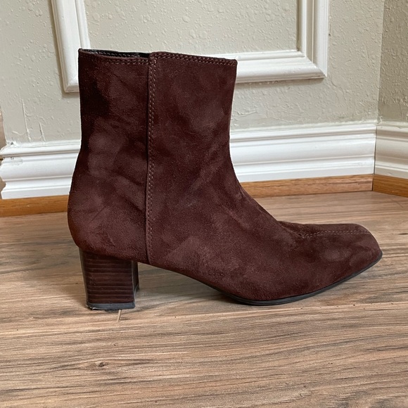 Nine West Shoes - Nine West WNWatchMe Dark Brown Soft Heeled Boots 2 in Heel Block Heel US 8.5M